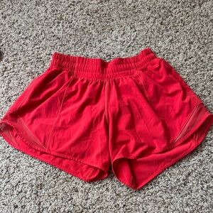 Lululemon Athletica Hotty Hot 4”